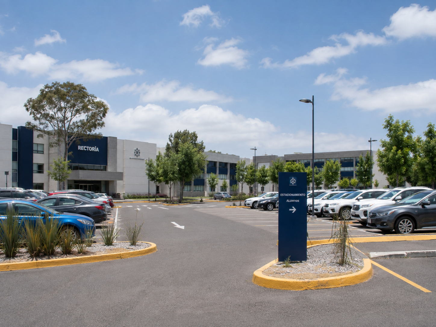 Estacionamiento de una universidad o institución